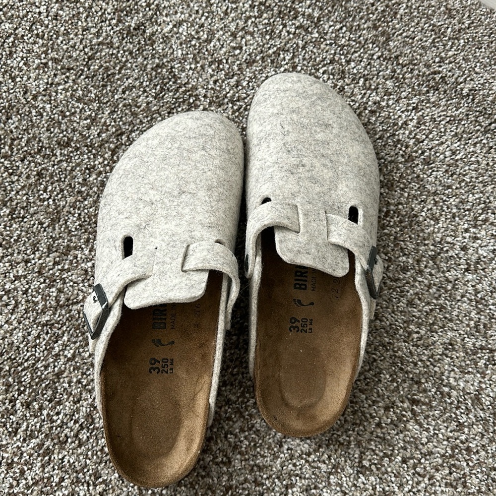 Birkenstock Boston clog , size 39 . Wool felt